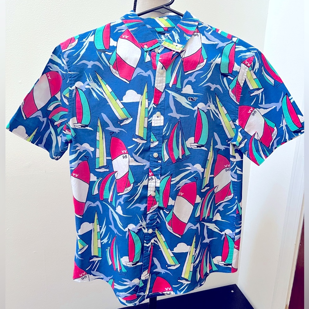 Vineyard Vines Boys’ Blue Sailboat Shirt, Gently Used, Size XL(18)